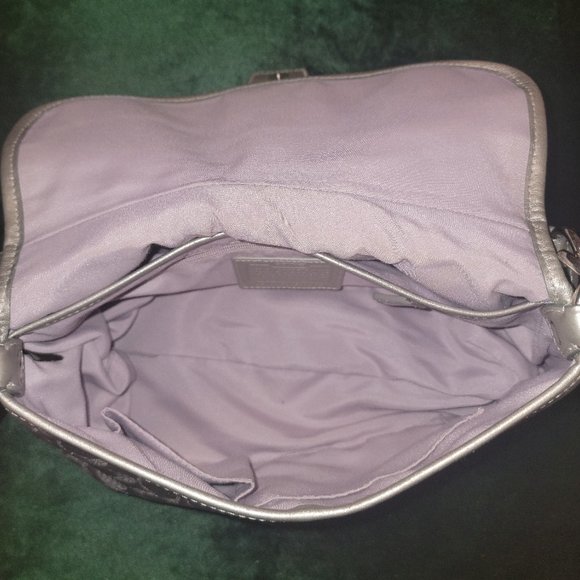 EUC - Coach Handbag Silver Gray Metal Signature monogram without a bear keychain - Picture 5 of 12